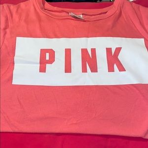 VS Pink- pink short sleeve